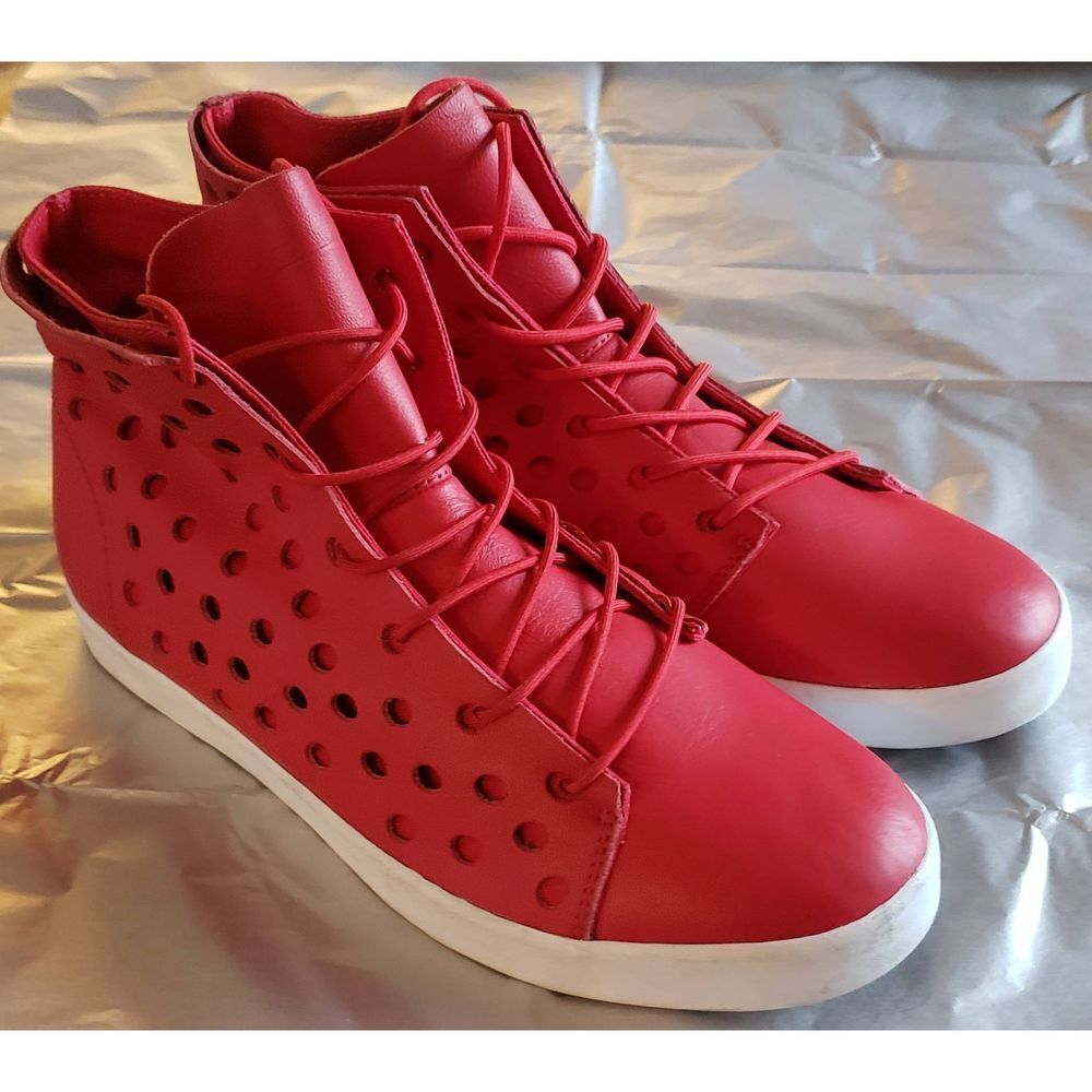 VOLCOM PERFORATED RED LEATHER HIGH TOP SIZE 7 SPECIAL RARE SAMPLE